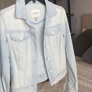 Light wash Jean jacket